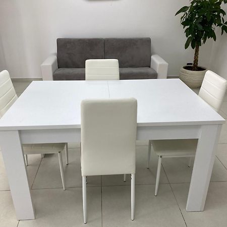 Casa Vacanza Наполи Екстериор снимка