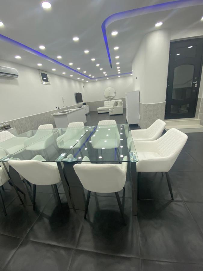 Casa Vacanza Наполи Екстериор снимка