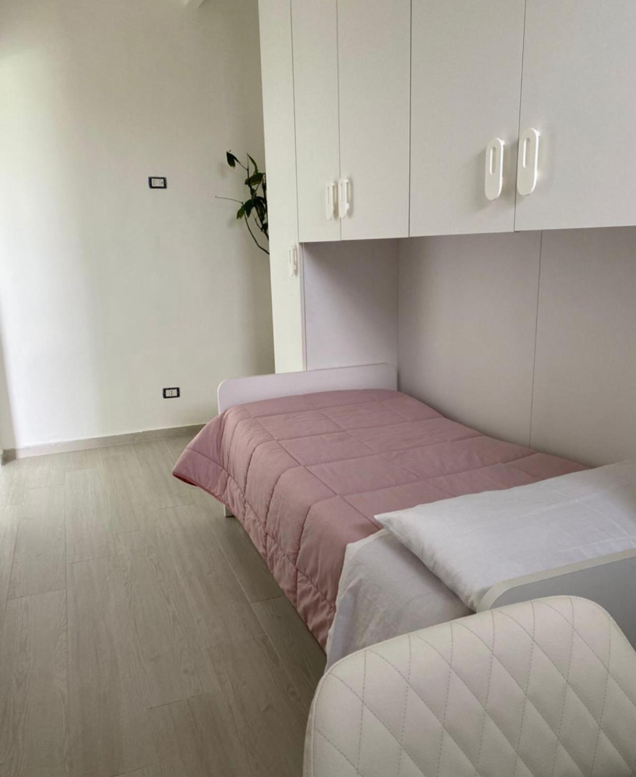 Casa Vacanza Наполи Екстериор снимка